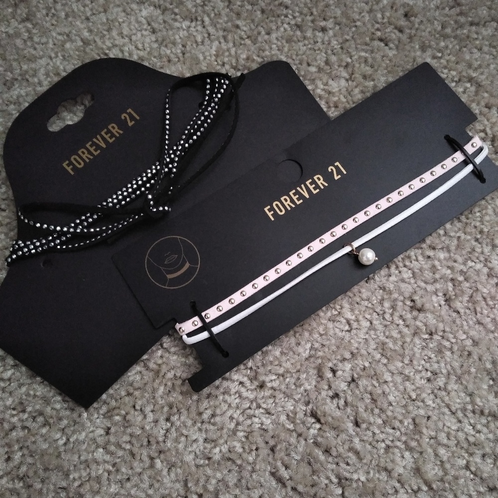 Forever 21 Chocker necklace